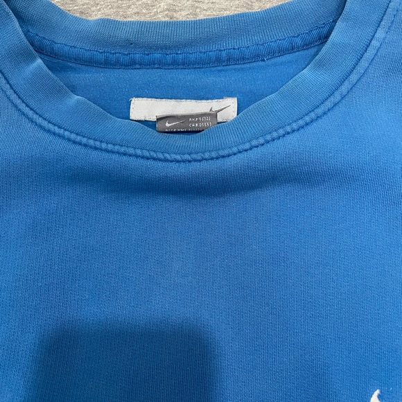 Nike Pullover - Picture 4 of 4